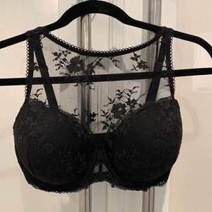 NWT Victoria Secret Dream Angels lined demi bra. Black. All lace detail. 34DDD